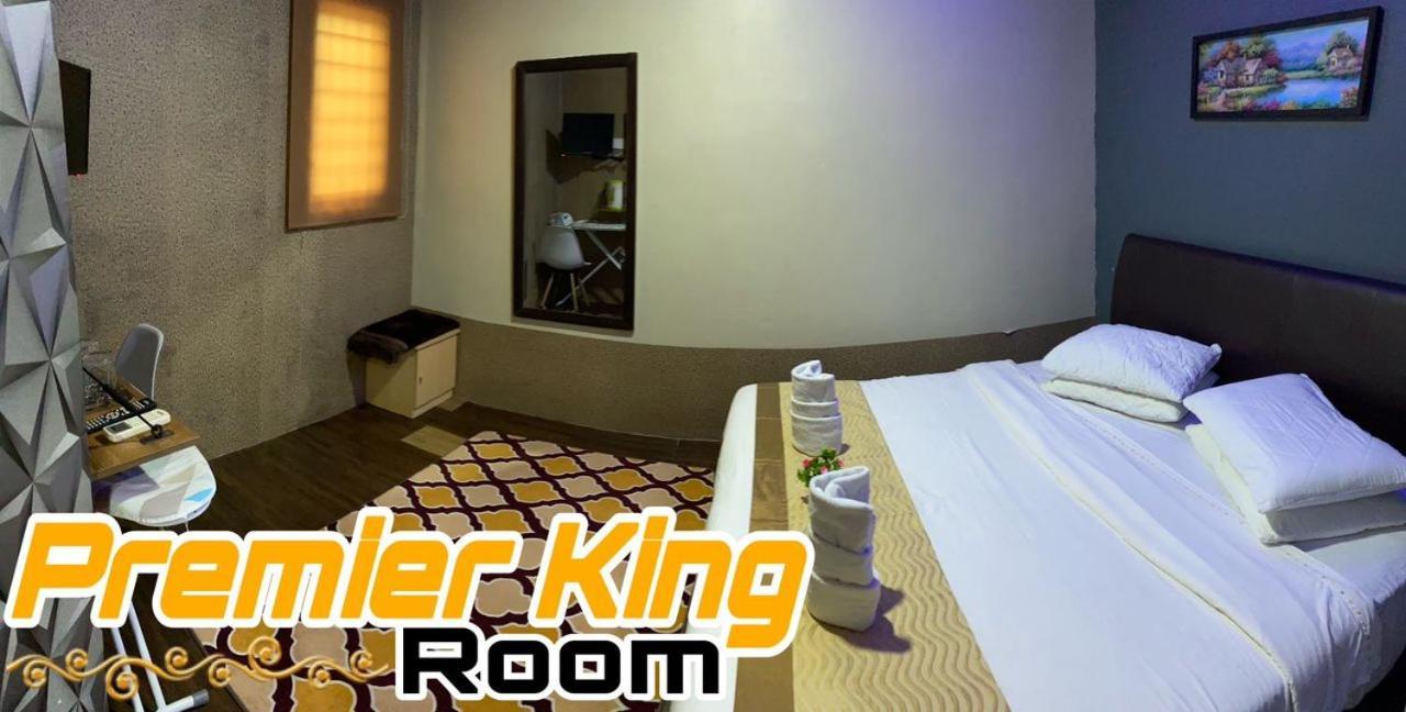 Pine Hotel باتو جاجاه المظهر الخارجي الصورة